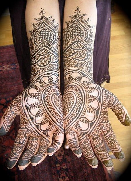 Front Hand Heart Shaped Mehndi Design For Bride